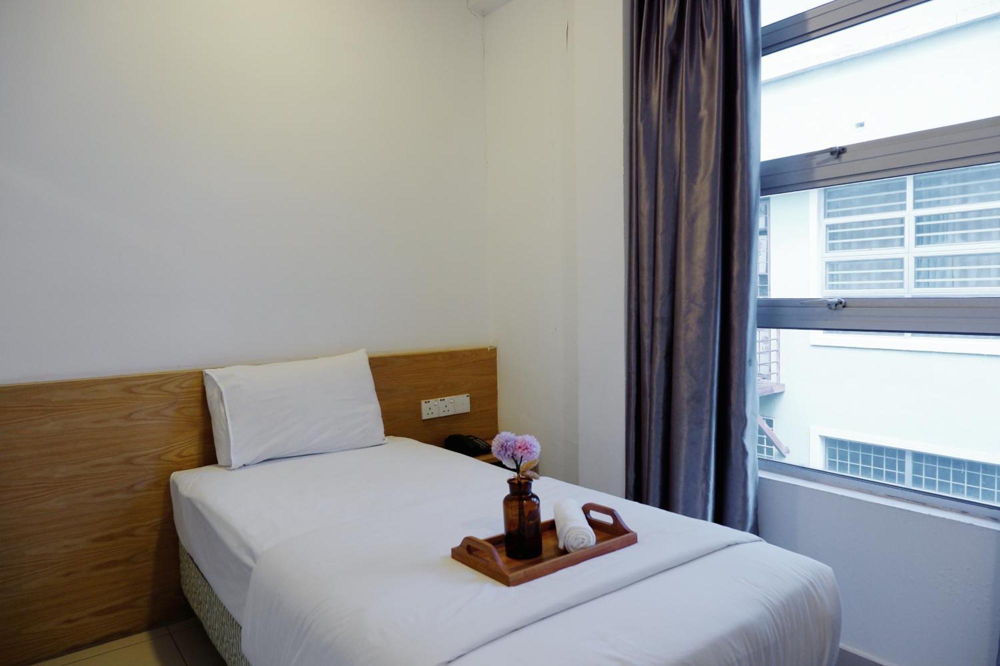 Iris Hotel Каджанг Экстерьер фото